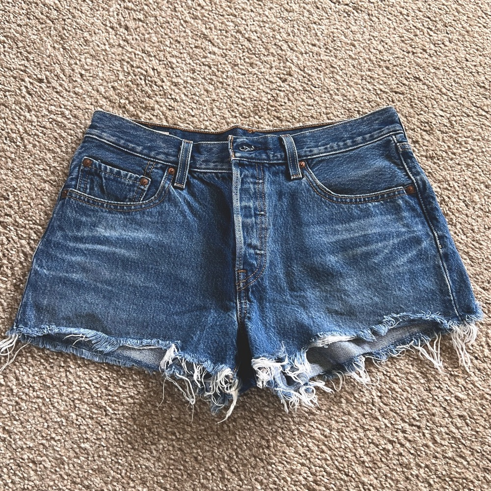 Levi’s Denim Shorts | Size 28 | 501 Mid-Rise Denim Short – Indigo Avenue